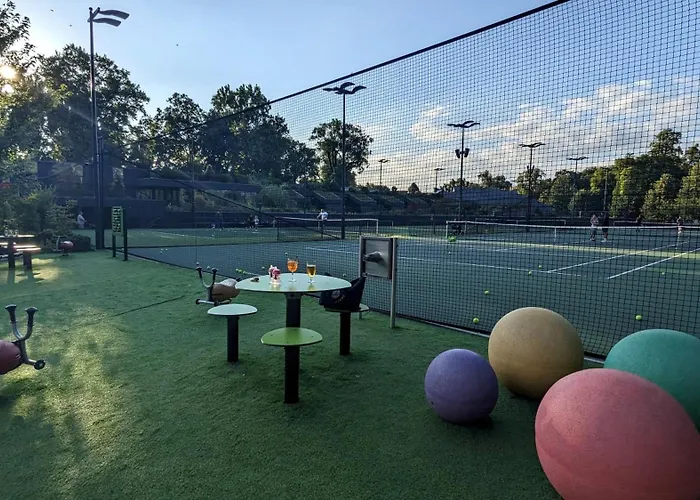 S8 Luxury Oldtown: Family-friendly With Entertainment Kosice