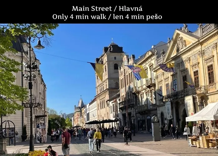 S8 Luxury Oldtown: Family-friendly With Entertainment *